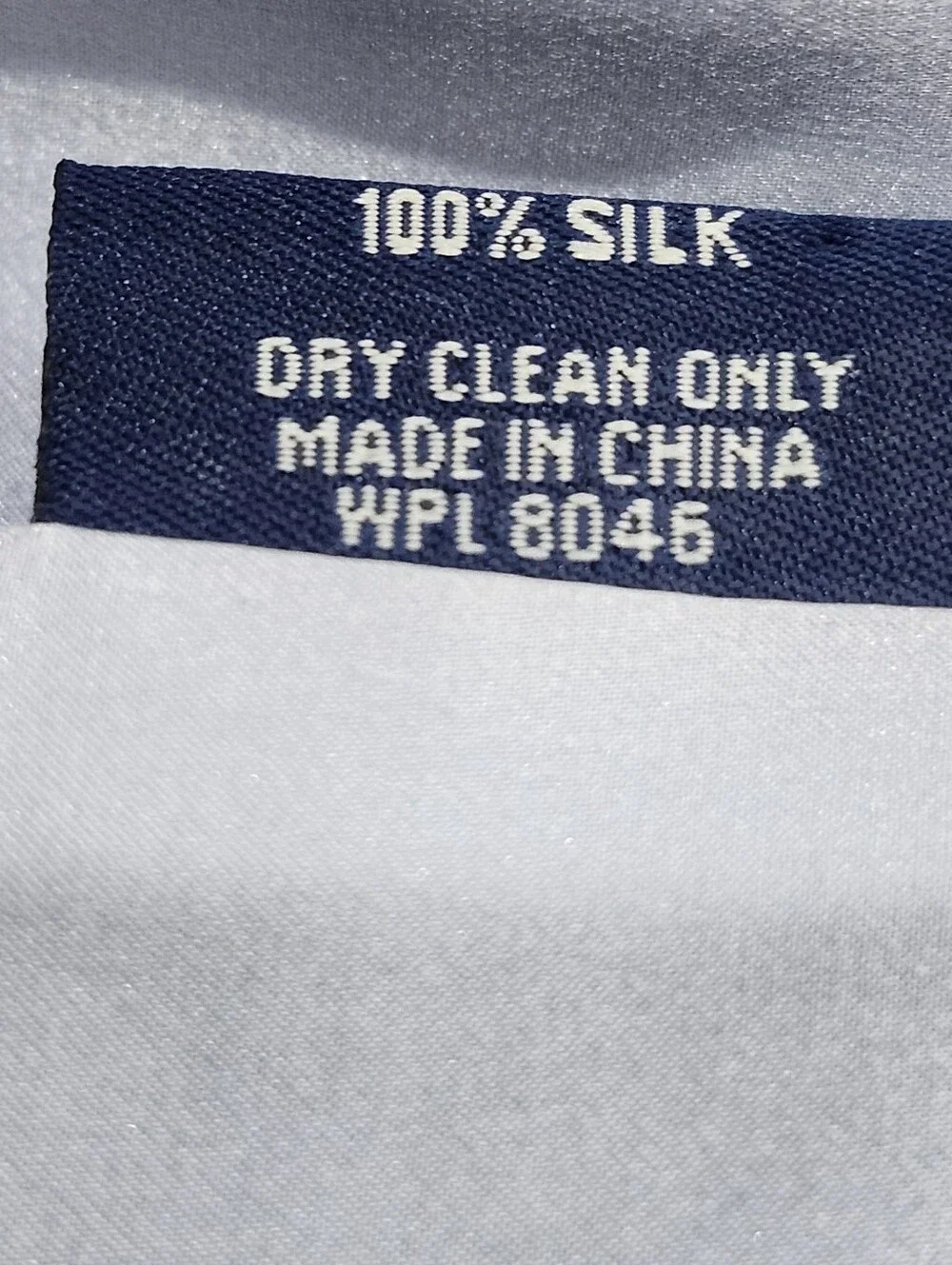 Carter Club 100% Silk Wrap Shawl Blue Reversible Fringed 70”x 21” Luxury Evening